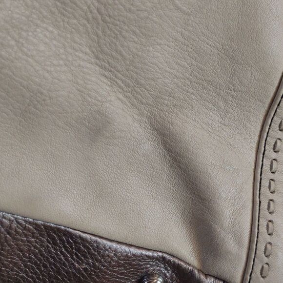 B Makowsky Black and Off white Purse  P3 - Picture 3 of 15